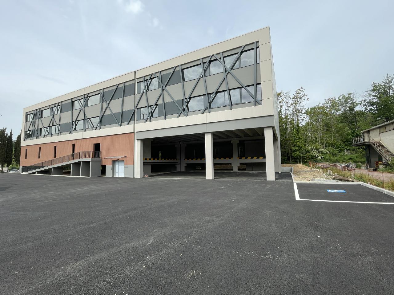 Local d'activité Mougins 2455m² Location local d'activité Mougins Alpes-Maritimes OLACT2315824 0